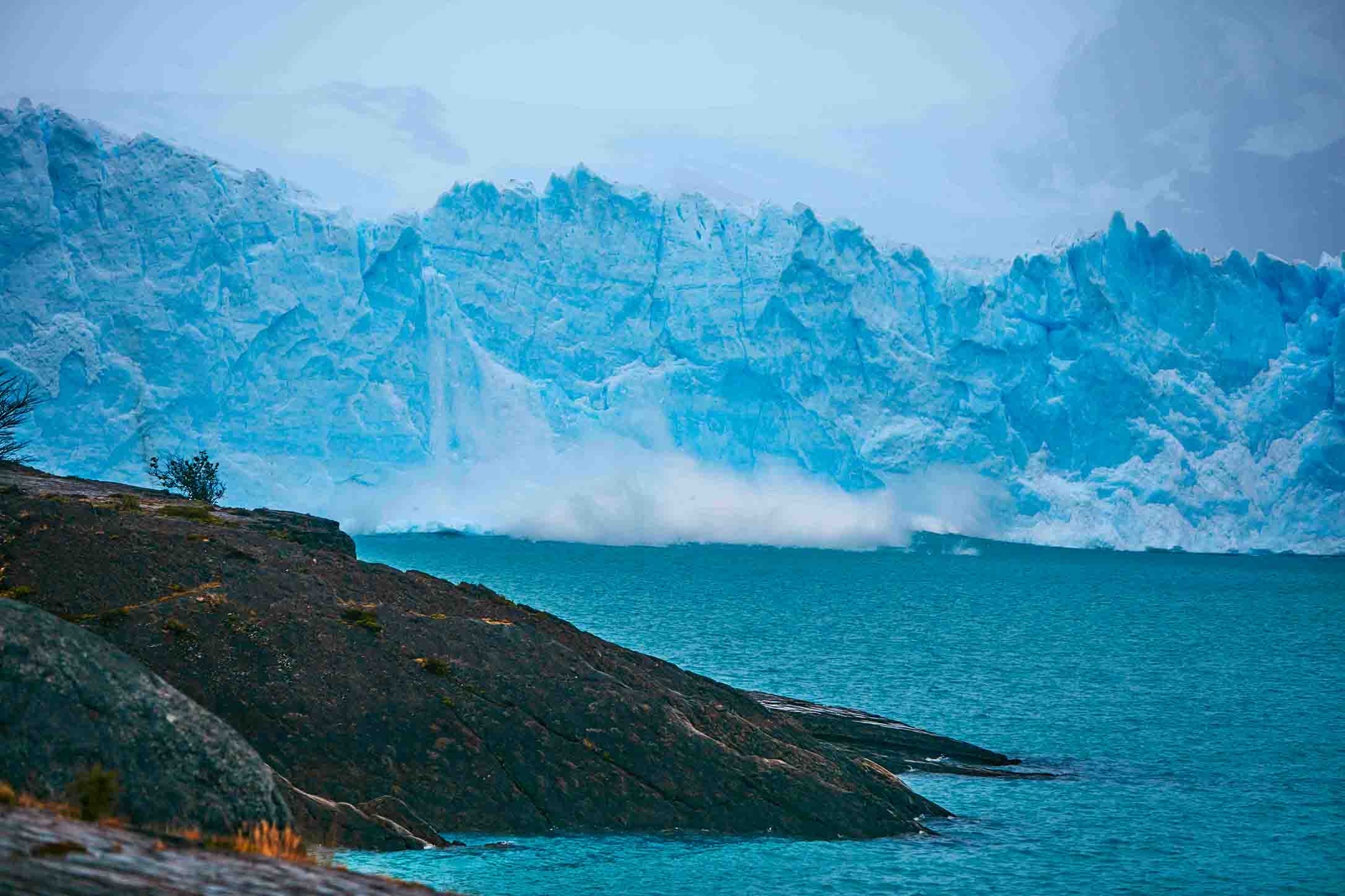 photo d'un glacier en train de fondre